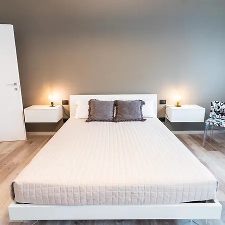 Sacrati 39 * Ferrara