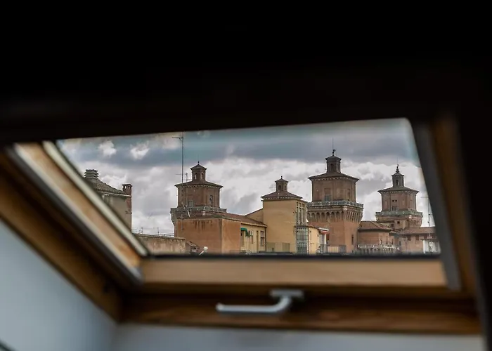 Apartament Sacrati 39 *